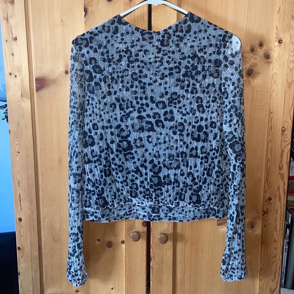 Wrap Top - Picture 3 of 4